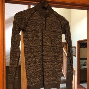 Like new! Lululemon 1/4 zip running top.
